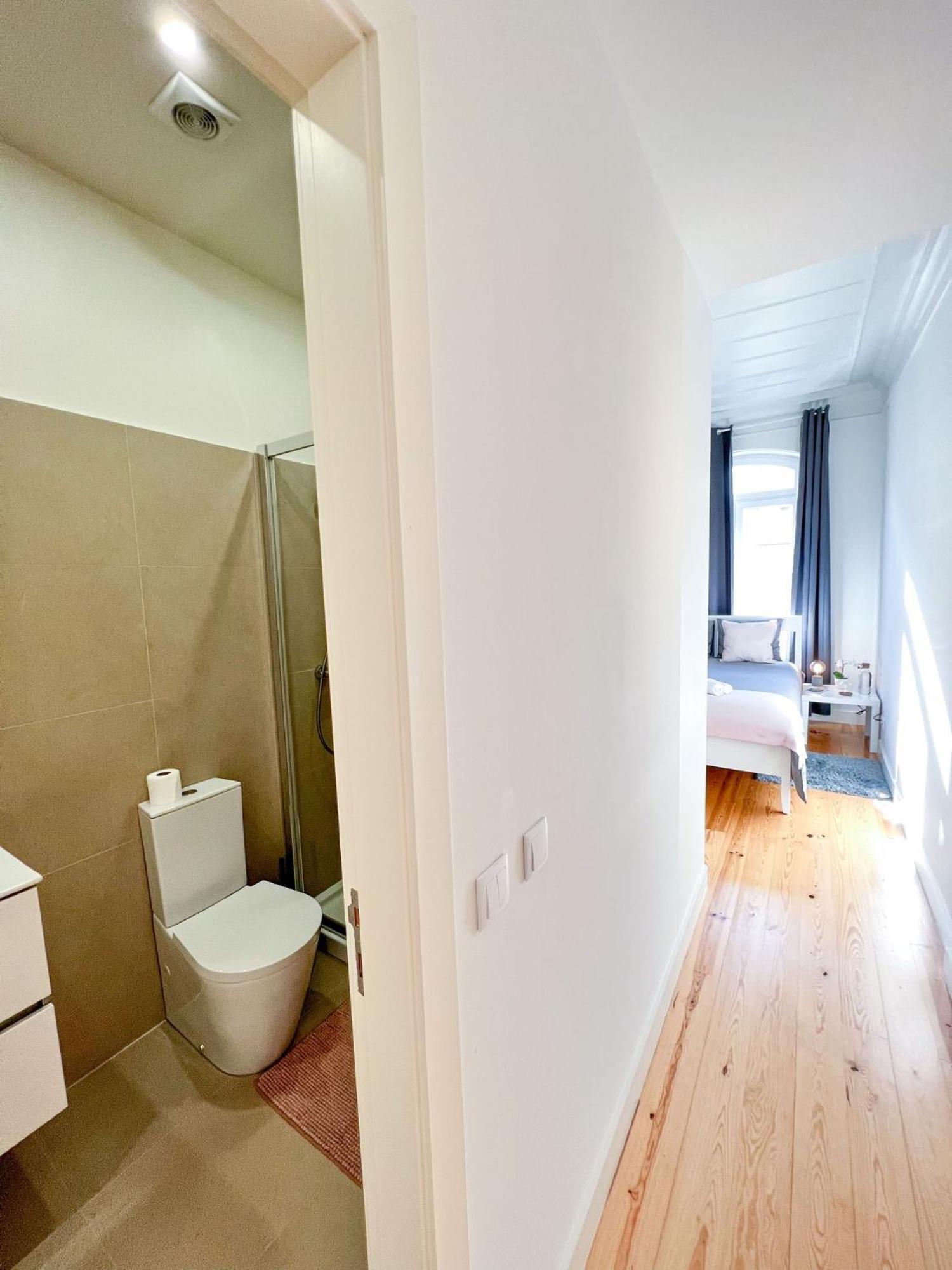 Cozy Room With Privative Bathroom On Rua Augusta Лиссабон Экстерьер фото